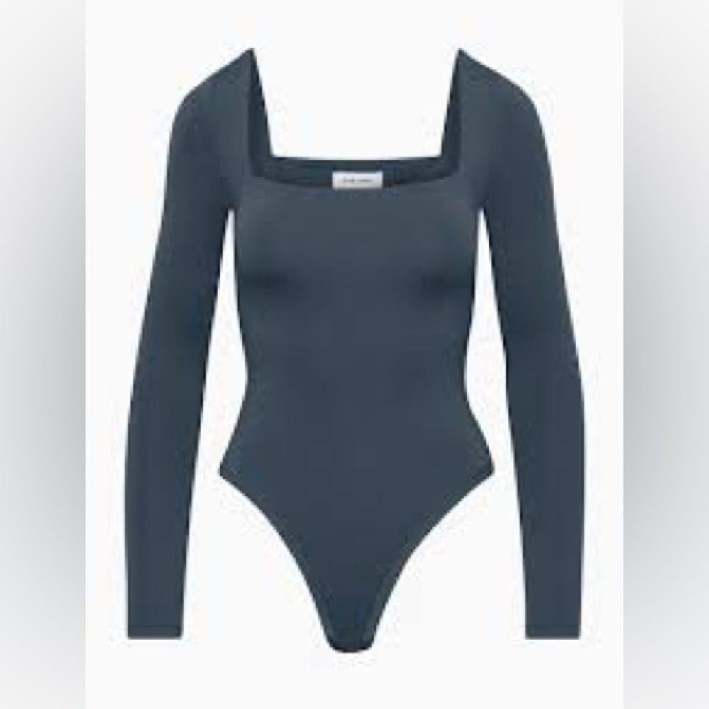 Aritzia Grey bodysuit- XS